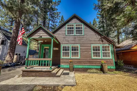 8637 Brook Ave, Kings Beach, CA 96143