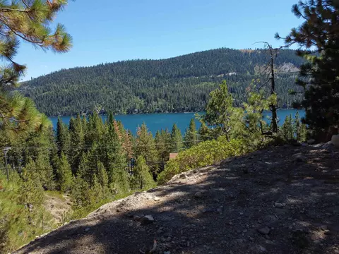 14741 Denton Ave, Truckee, CA 96161