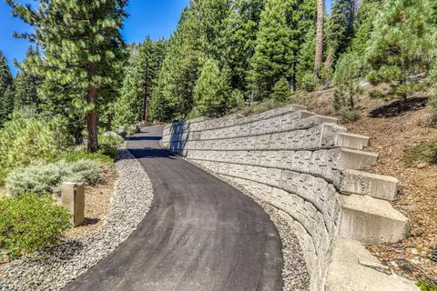 1060 Sandy Way, Olympic Valley, CA 96146 photo 5