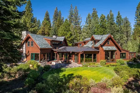 8940 Lahontan Dr, Truckee, CA 96161