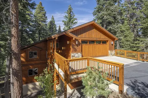 13808 Pathway Ave, Truckee, CA 96161