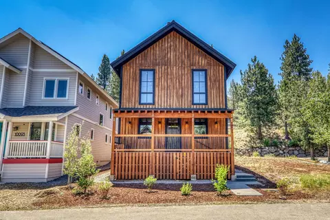 10085 River St, Truckee, CA 96161