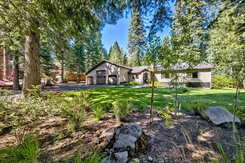 11620 Kleckner Ct, Truckee, CA 96161