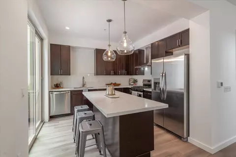 9747 Ellington Dr, Truckee, CA 96161