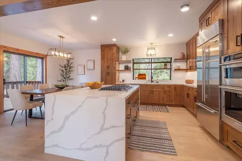 14192 Skiview Loop, Truckee, CA 96161 photo 11
