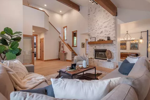 14192 Skiview Loop, Truckee, CA 96161