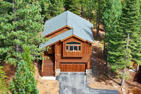 14152 Skiview Loop, Truckee, CA 96161 photo 5