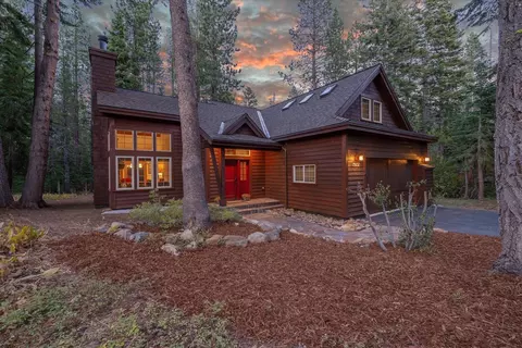 14632 Christie Ln, Truckee, CA 96161