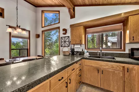 253 Basque #SHARE 2, Truckee, CA 96161 photo 12