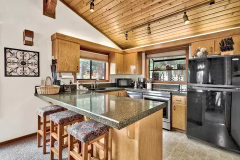 253 Basque #SHARE 2, Truckee, CA 96161 photo 13