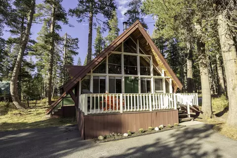 5760 Soda Springs Rd, Soda Springs, CA 95728
