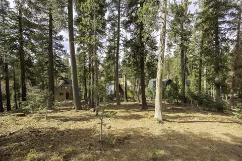 8141 Soda Springs Rd, Soda Springs, CA 95728