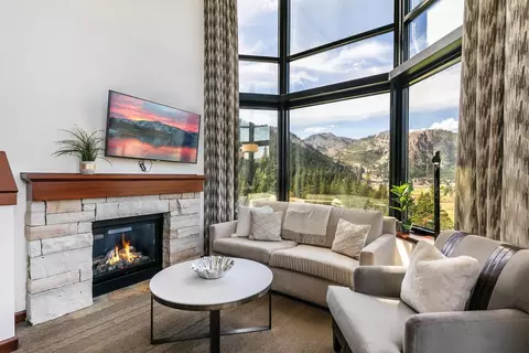 400 Squaw Creek Rd # 916, Olympic Valley, CA 96146