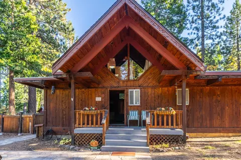 620 Tavern Dr, Tahoe City, CA 96145