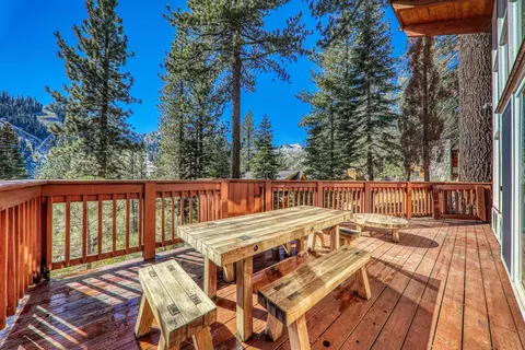 1705 Paiute Pl, Olympic Valley, CA 96146
