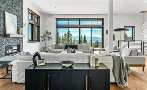 14276 Skislope Way, Truckee, CA 96161