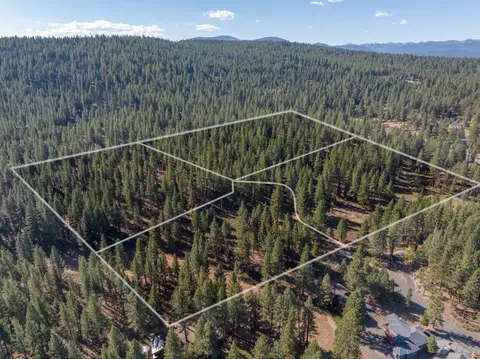 10797 Regency Cir, Truckee, CA 96161