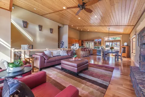 12530 Pinnacle Loop, Truckee, CA 96161 photo 6