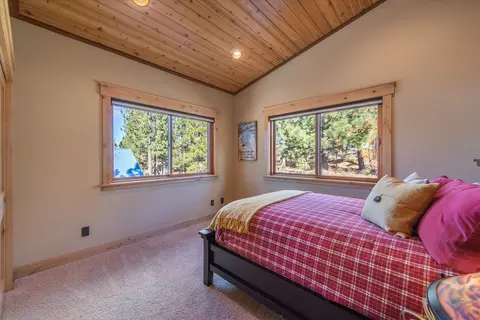 12530 Pinnacle Loop, Truckee, CA 96161 photo 19