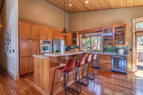 12530 Pinnacle Loop, Truckee, CA 96161 photo 10
