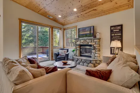 12709 Hidden Cir # 4, Truckee, CA 96161