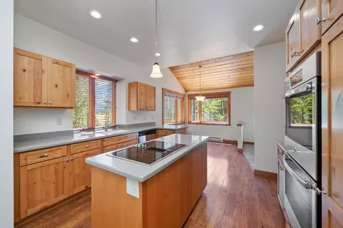 259 April Ln, Cromberg, CA 96103 photo 5