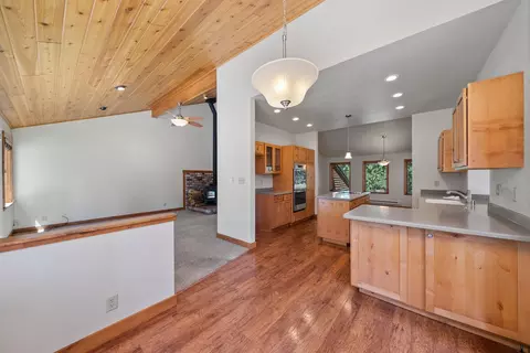 259 April Ln, Cromberg, CA 96103 photo 8