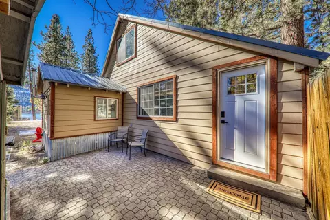 13620 Donner Pass Rd, Truckee, CA 96161