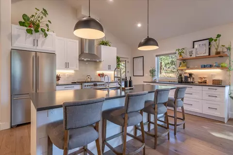 15899 Exeter Ct, Truckee, CA 96161