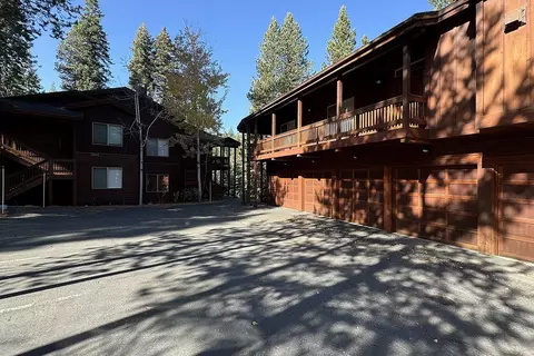 12812 Zurich Pl # 4, Truckee, CA 96161