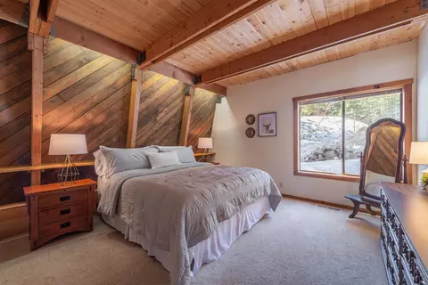 12709 Skiview Loop, Truckee, CA 96161 photo 17