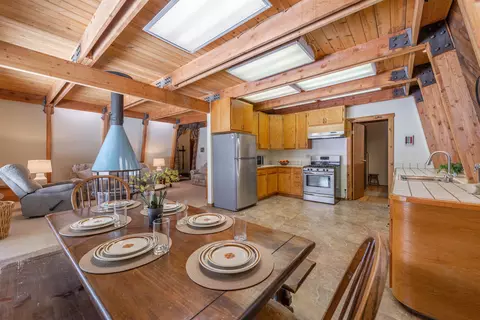 12709 Skiview Loop, Truckee, CA 96161 photo 11