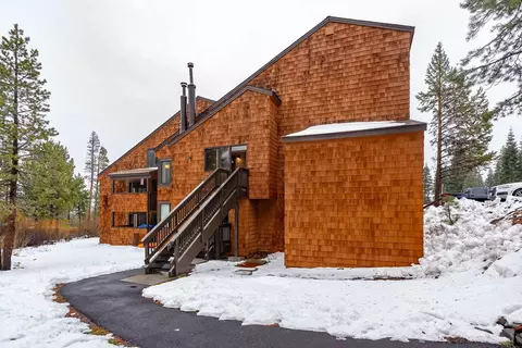 11645 Snowpeak Way # 512, Truckee, CA 96161