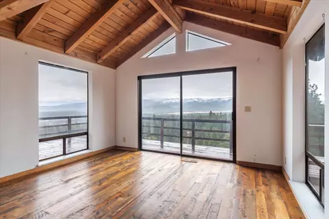 11311 Skyline Ct, Truckee, CA 96161