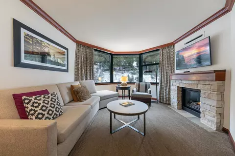 400 Squaw Creek Rd # 333, Olympic Valley, CA 96146