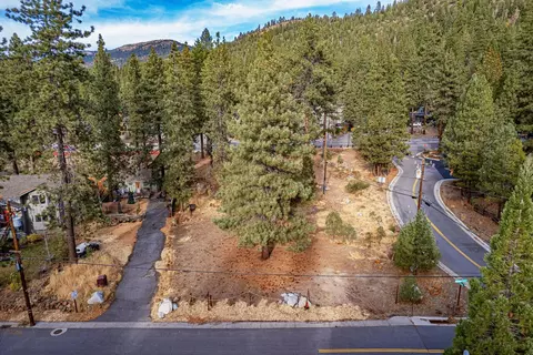 8795 Brockway Vista Ave, Kings Beach, CA 96143