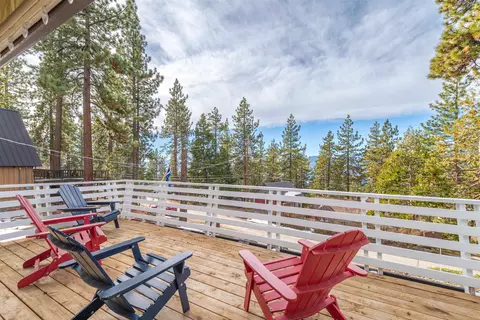 270 Bend Ave, Kings Beach, CA 96143