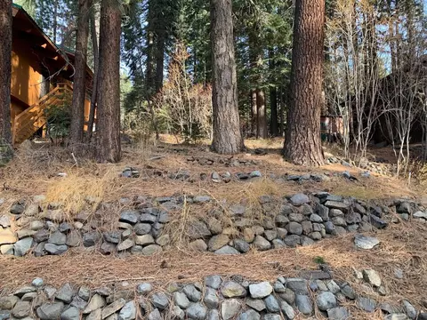 13310 Sierra Dr, Truckee, CA 96161