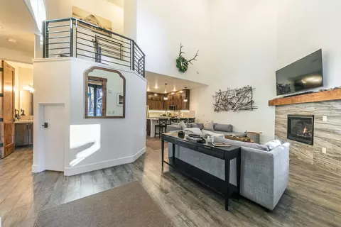 7699 N Lake Blvd # 3, Tahoe Vista, CA 96148