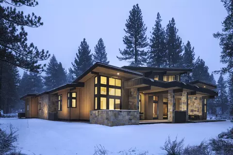 12652 Caleb Cir, Truckee, CA 96161 photo 2