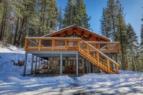 6840 River Rd, Truckee, CA 96161