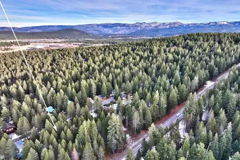 12468 Greenwood Dr, Truckee, CA 96161