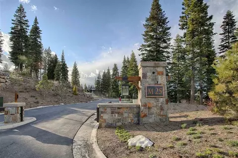 19125 Glades Pl, Truckee, CA 96161