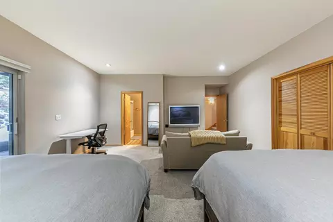 110 Basque, Truckee, CA 96161 photo 17