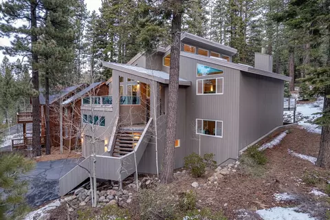 110 Basque, Truckee, CA 96161 photo 2