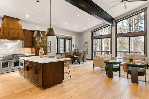 14668 Davos Dr, Truckee, CA 96161