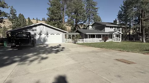 770 Beaver Creek Cir, Verdi, NV 89439