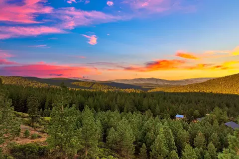 14726 Wolfgang Rd, Truckee, CA 96161