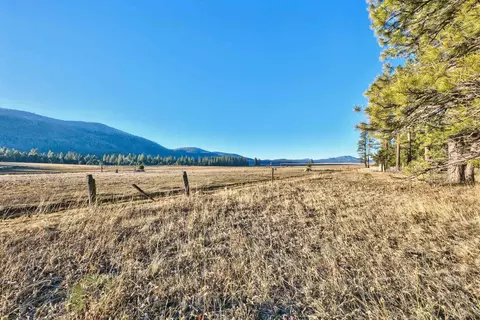 400 Dante Rd, Sierraville, CA 96126