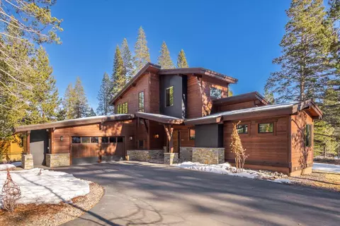 11671 Ghirard Rd, Truckee, CA 96161